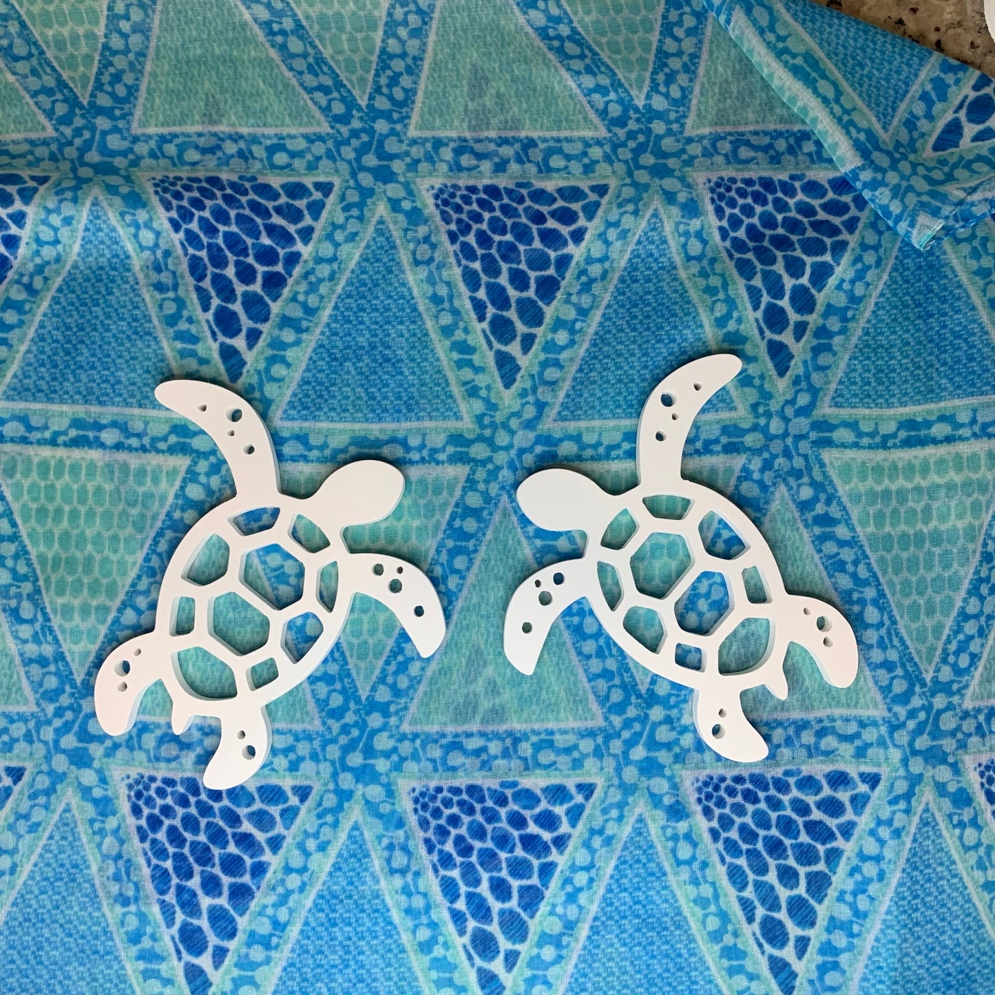 Shutter Embellishments - Turtle 2021 Wall Art Small approx 8" x 7", Custom, Outdoor Decor, Tropical, Ships Free to Mainland USA