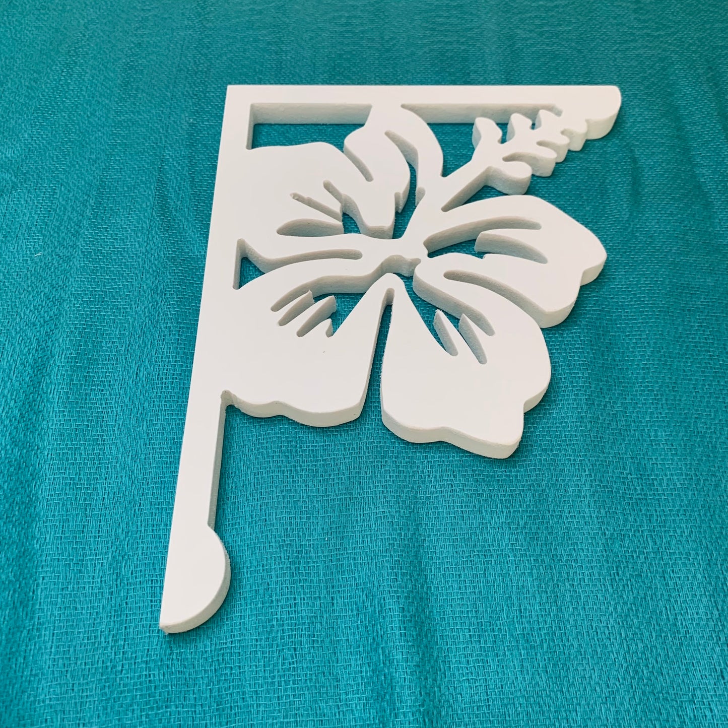 Mailbox Bracket - Hibiscus - Small 7" x 9"