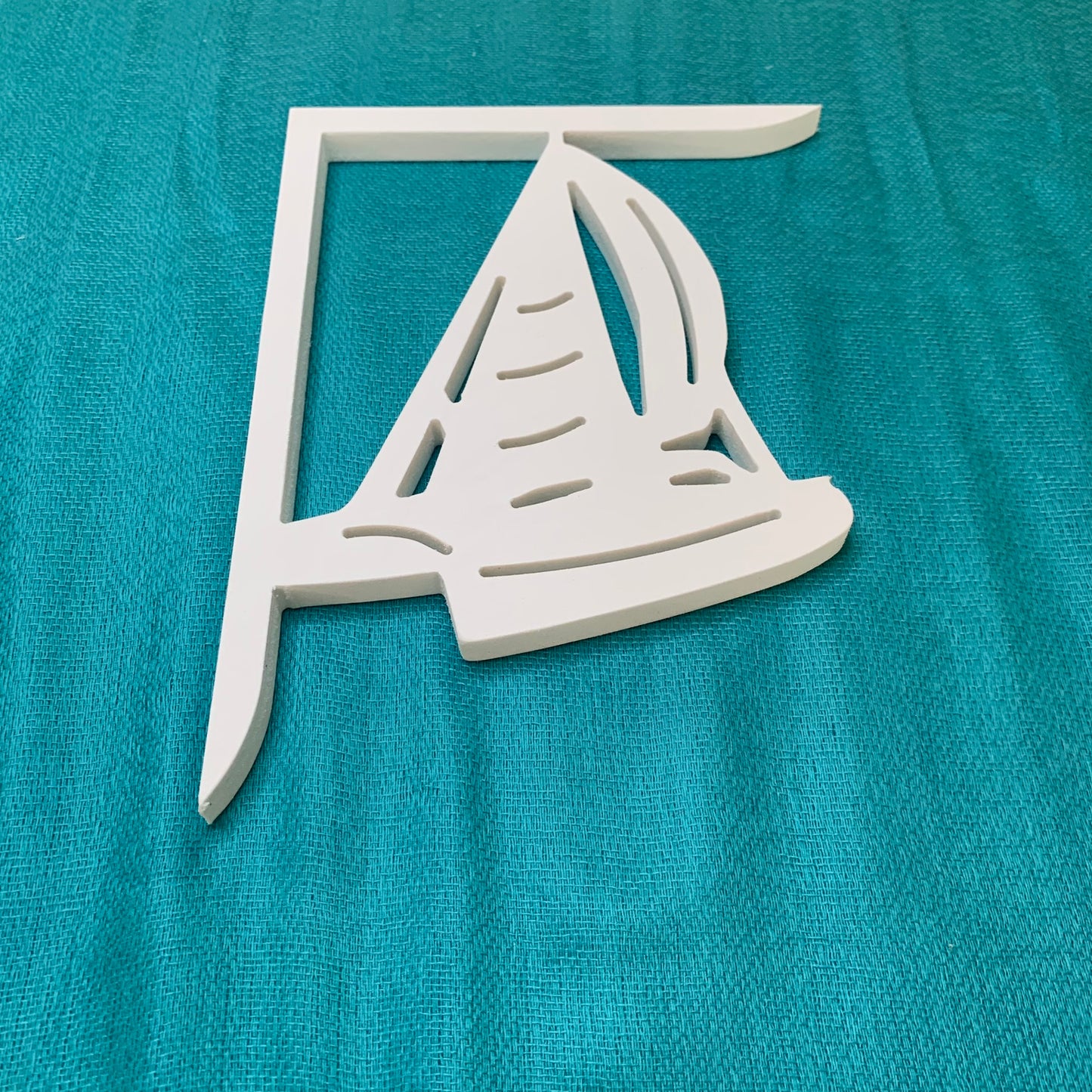 Mailbox Bracket - Catamaran - Small 7" x 9"
