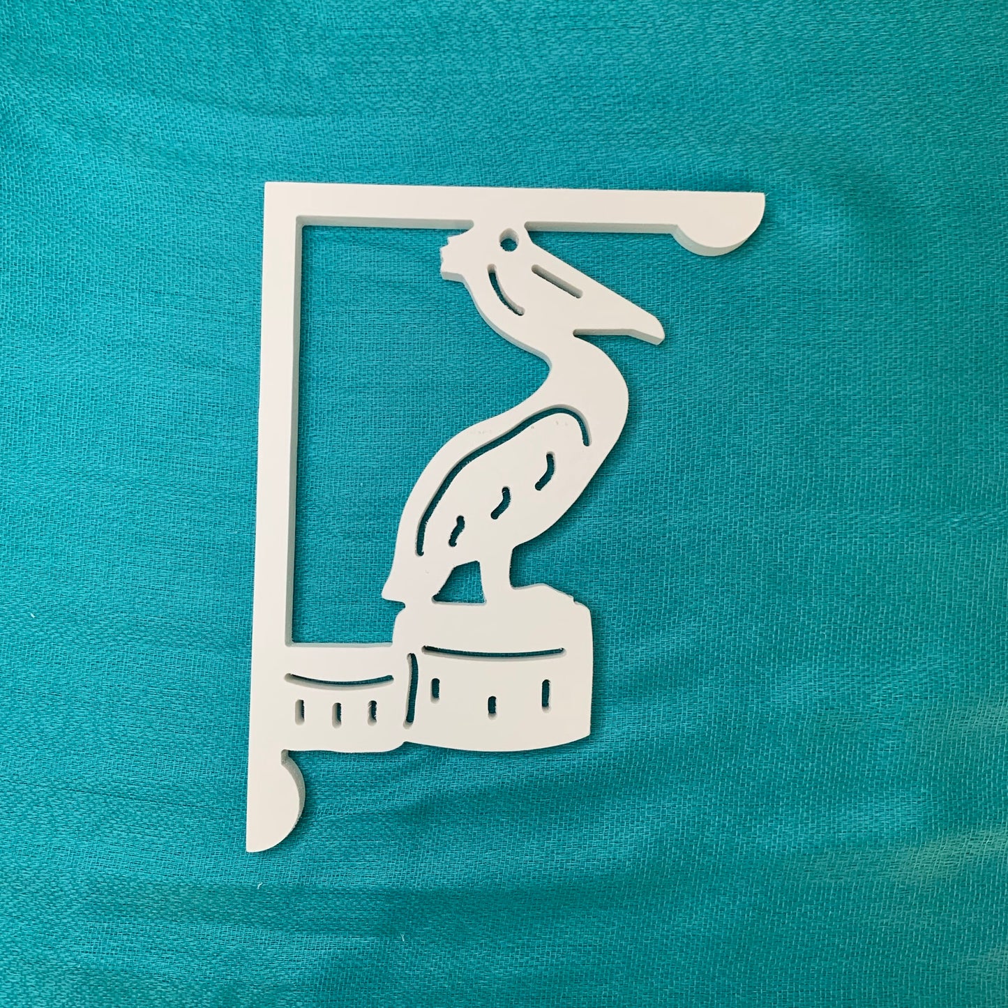 Mailbox Bracket - Pelican - Small 7" x 9"