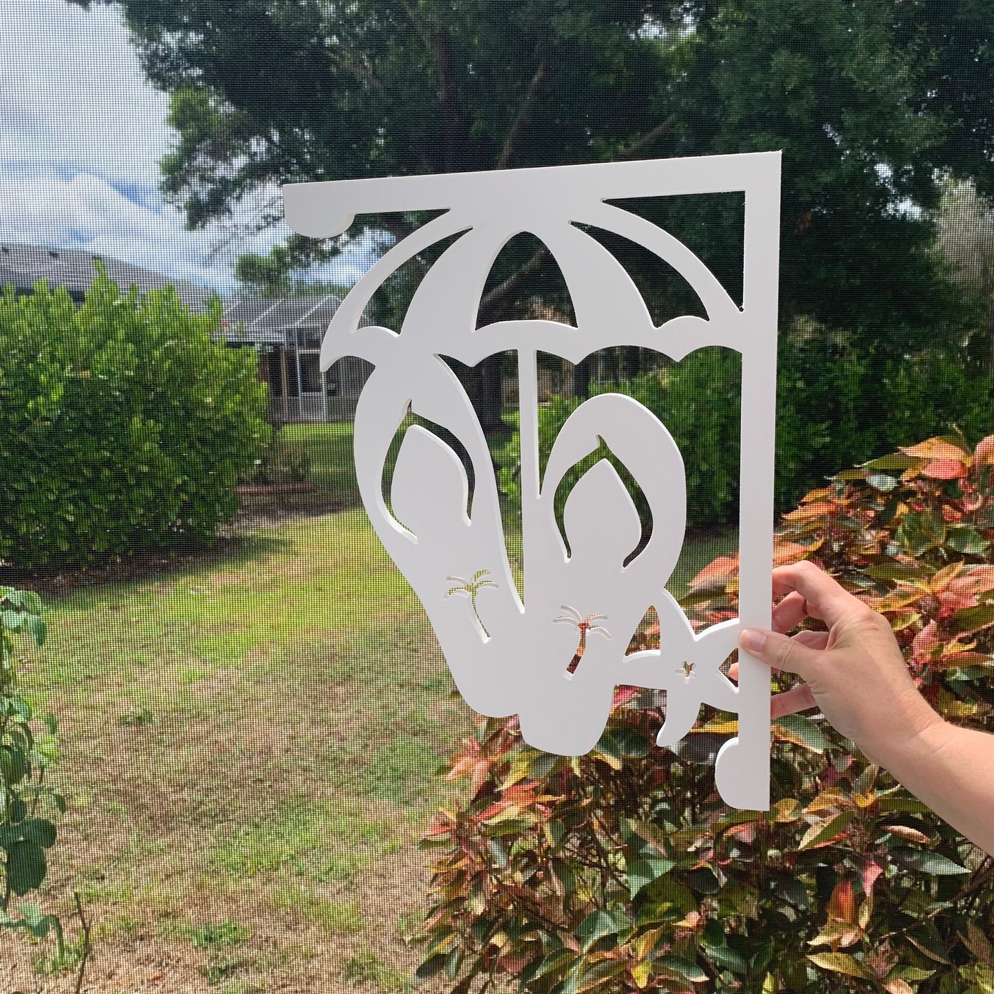 Mailbox Bracket - Flip Flop Umbrella - Medium 12" x 16"
