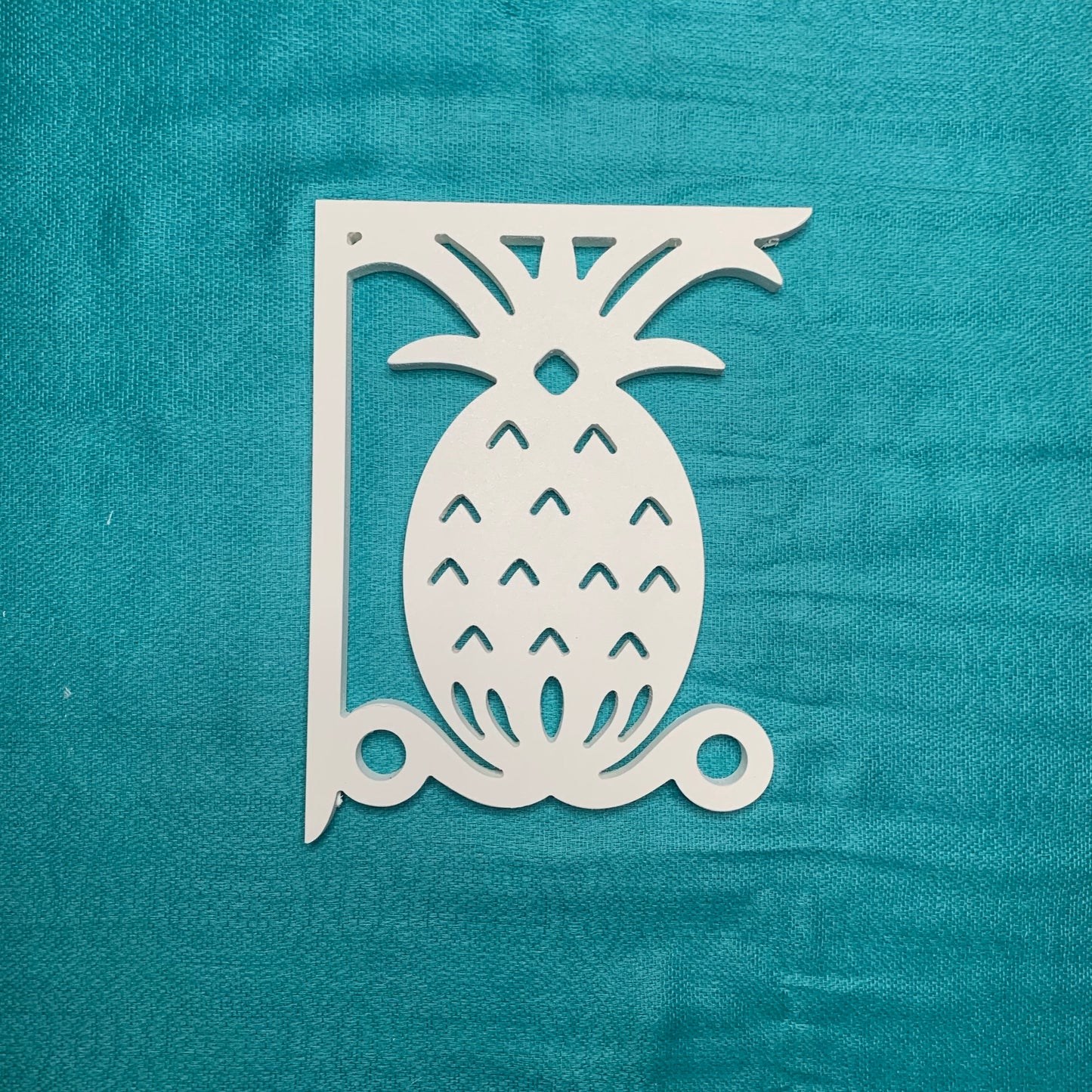 Mailbox Bracket - Pineapple - Small 7" x 9"