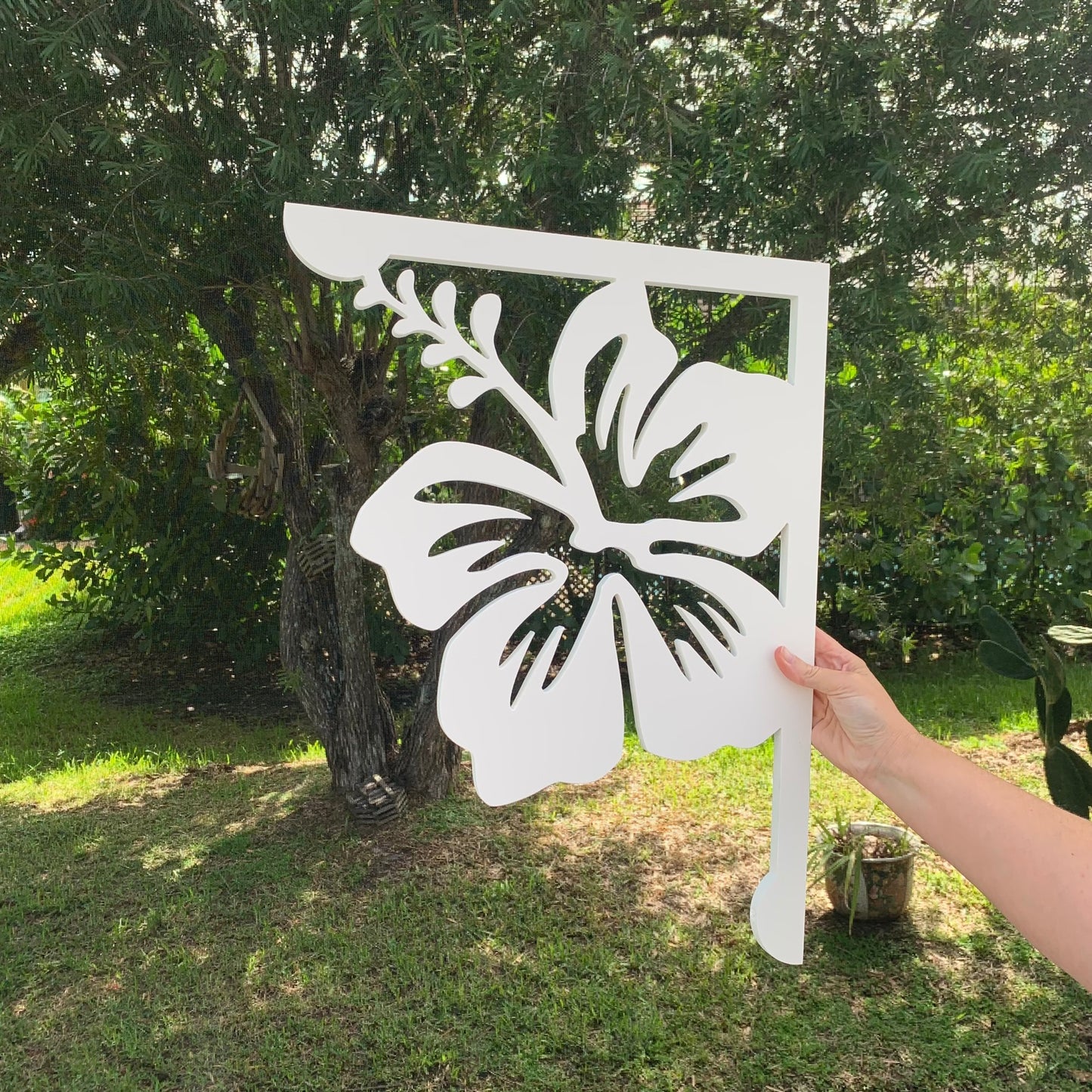 Mailbox Bracket - Hibiscus - Large 16" x21"