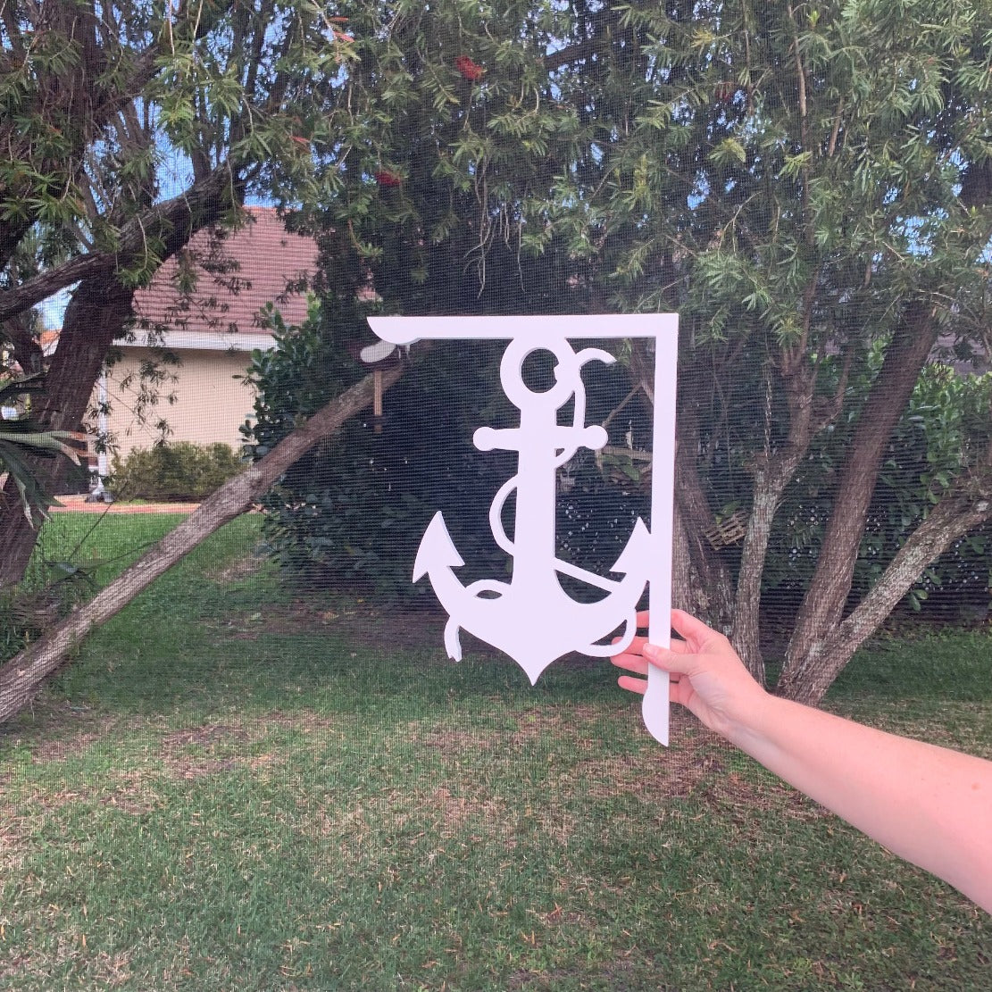 Mailbox Bracket - Anchor with Rope - Medium 12" x 16"
