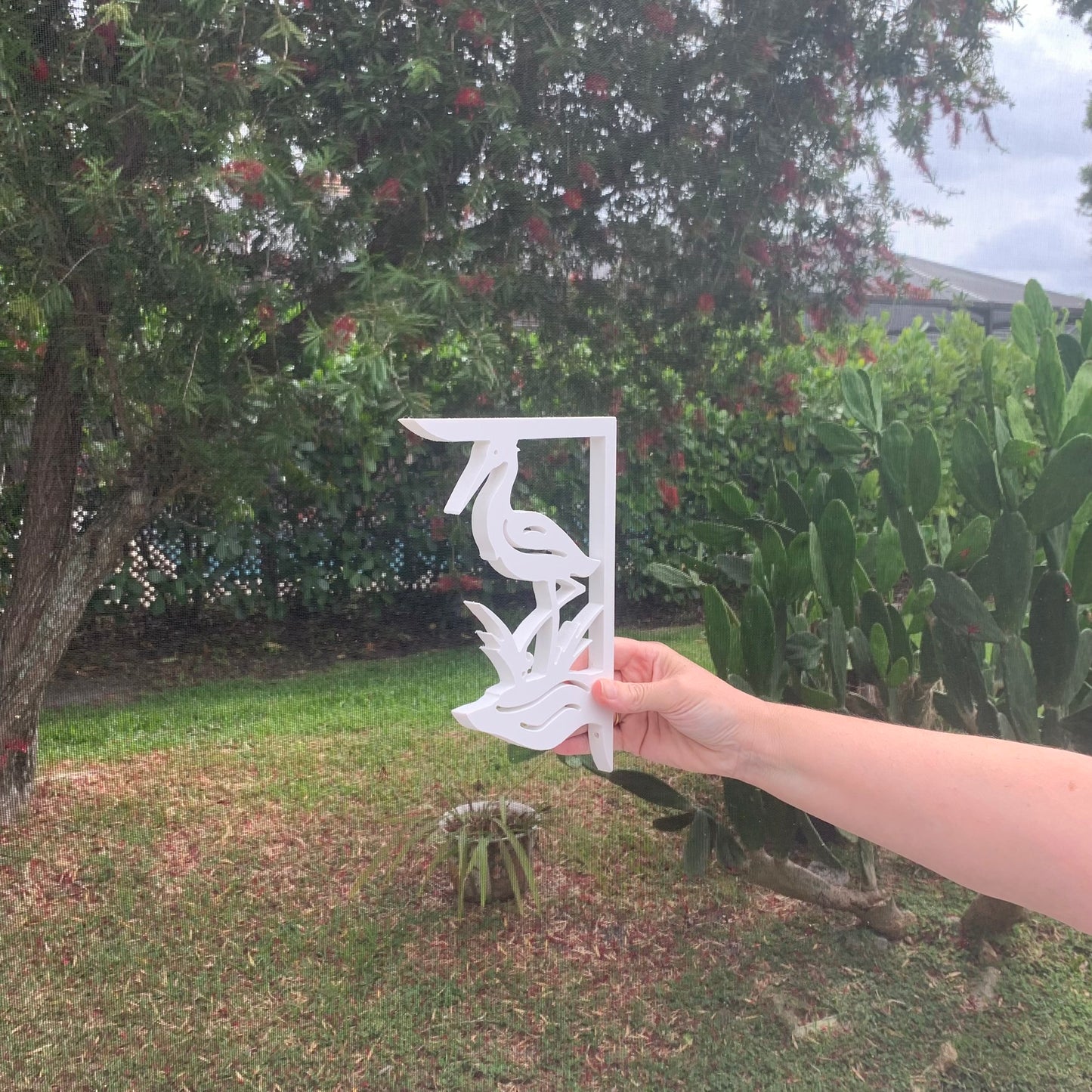 Mailbox Bracket - Heron - Small 7" x 9"