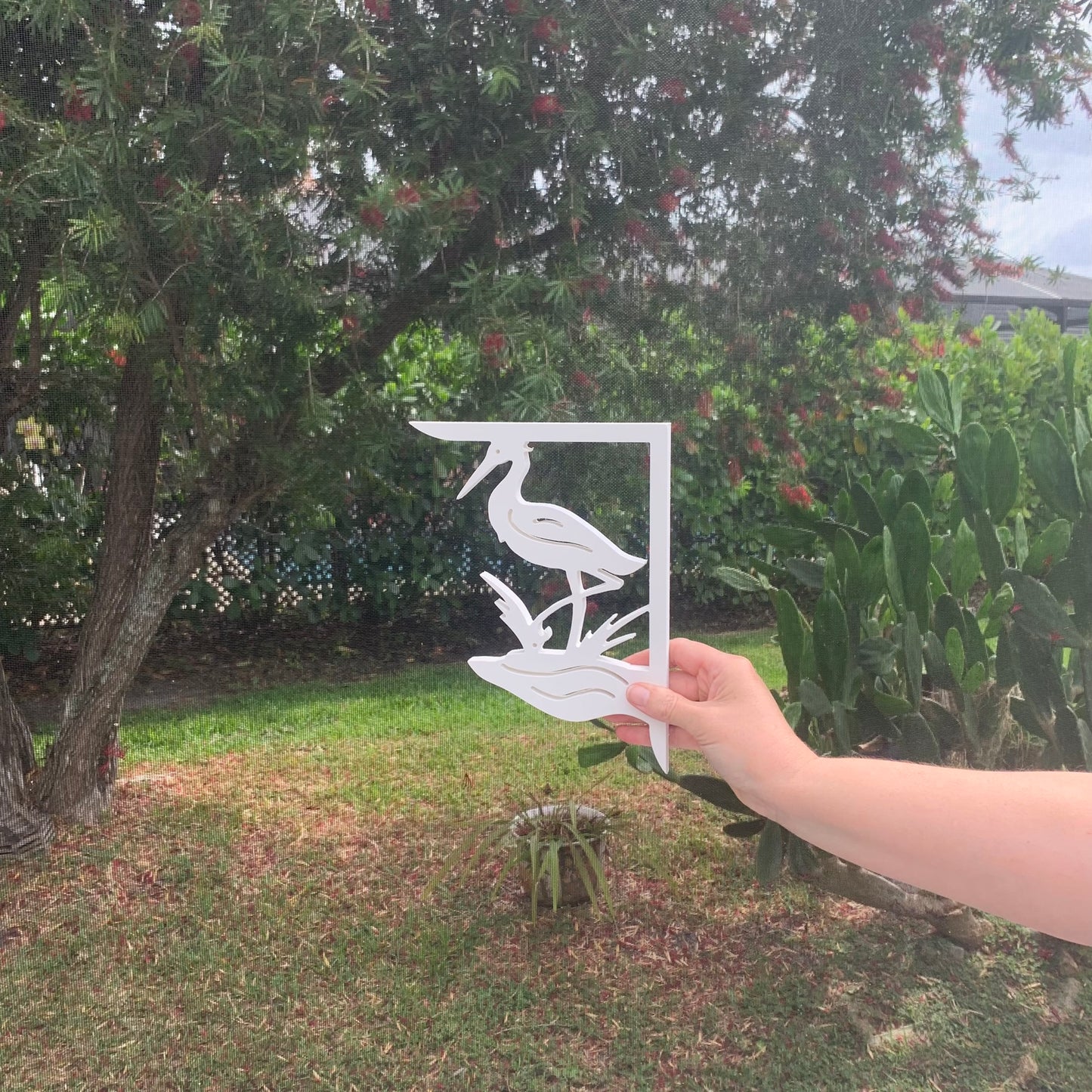 Mailbox Bracket - Heron - Small 7" x 9"