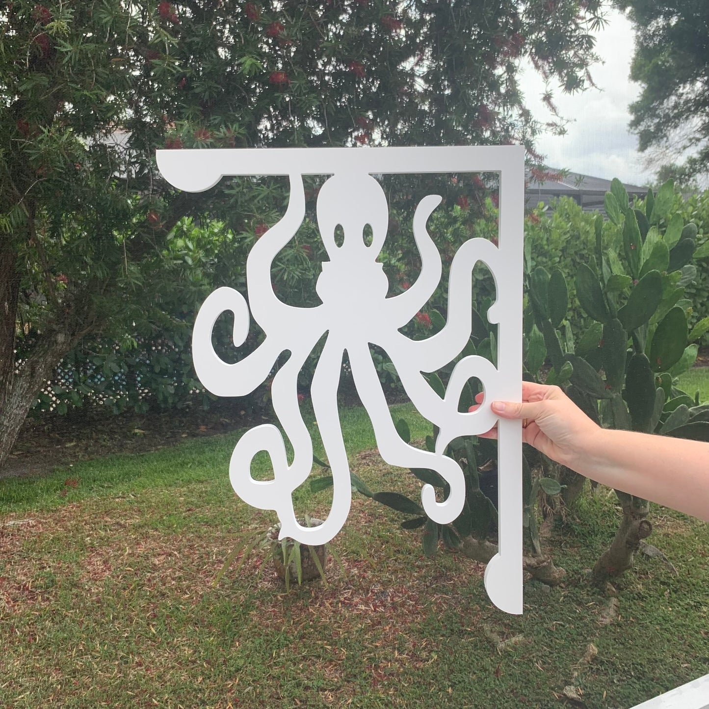 Mailbox Bracket - Octopus - Large 16" x21"