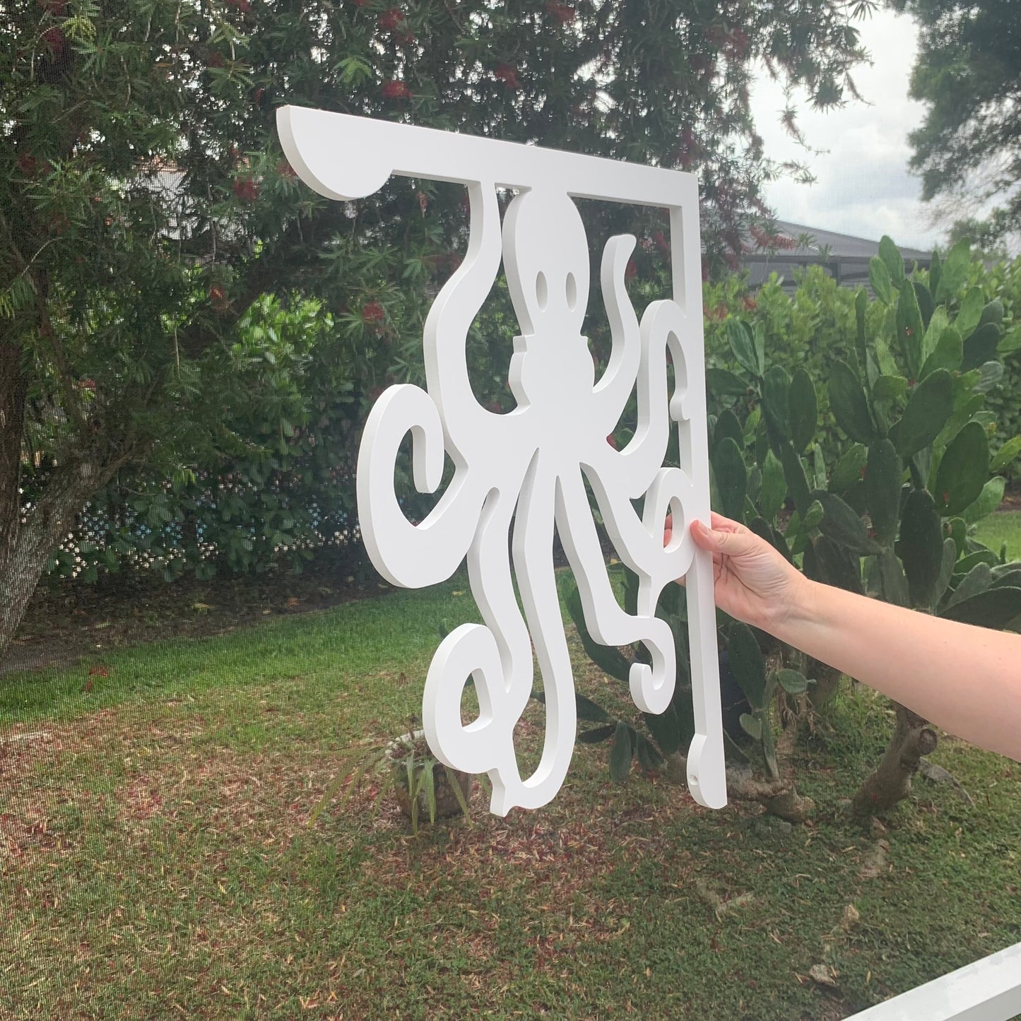 Mailbox Bracket - Octopus - Large 16" x21"