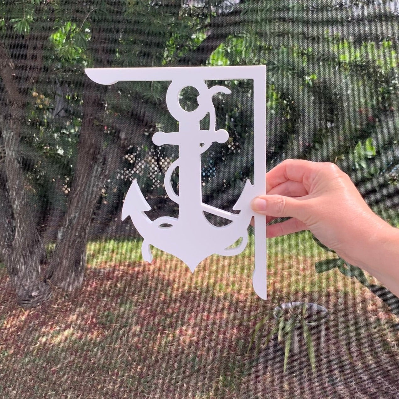 Mailbox Bracket - Anchor with Rope - Small 7" x 9"