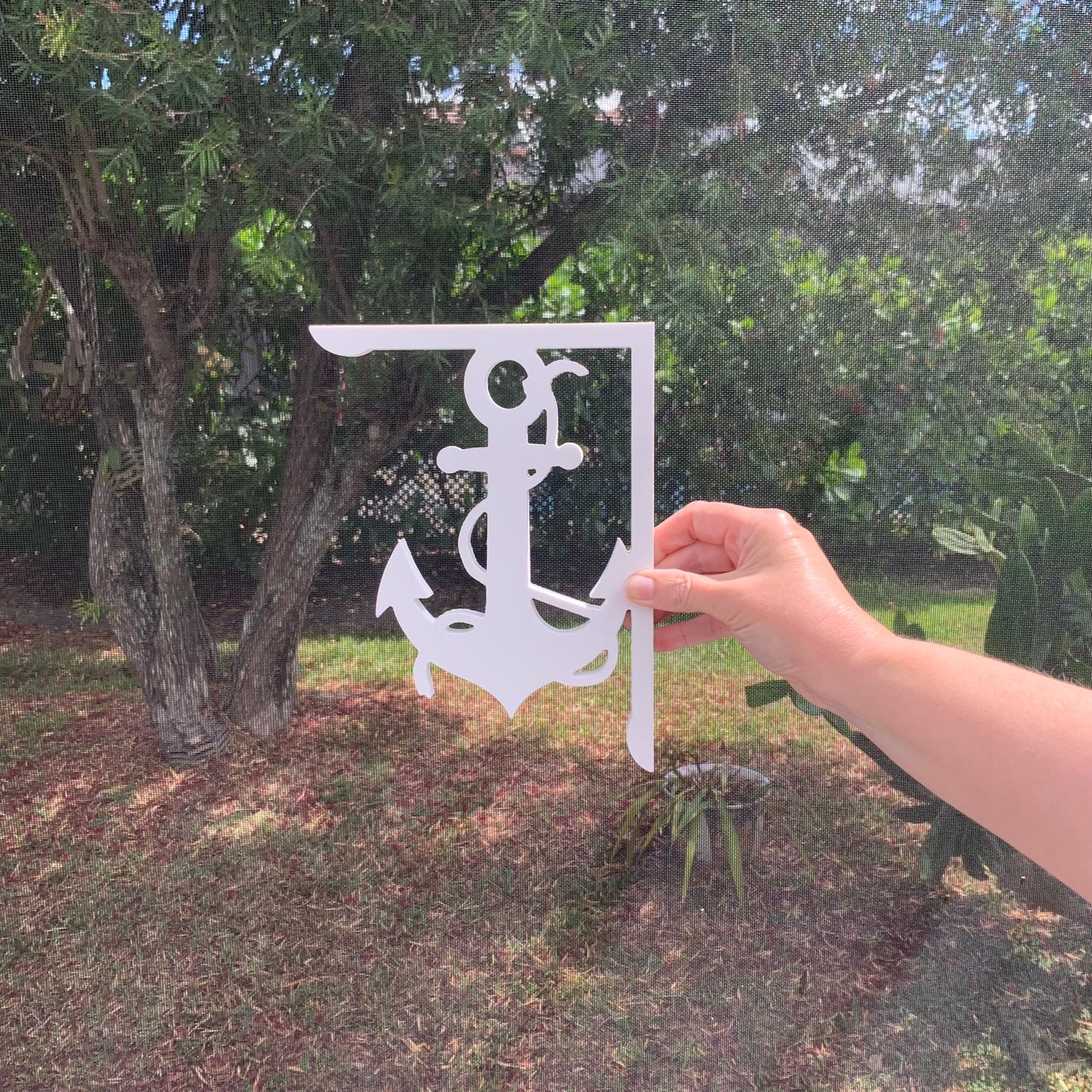 Mailbox Bracket - Anchor - Small 7" x 9"