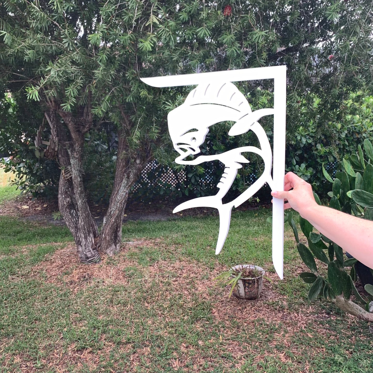 Mailbox Bracket - Mahi - Large 16" x21"