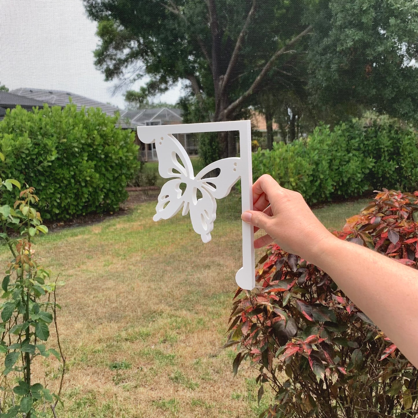 Mailbox Bracket - Butterfly - Small 7" x 9"
