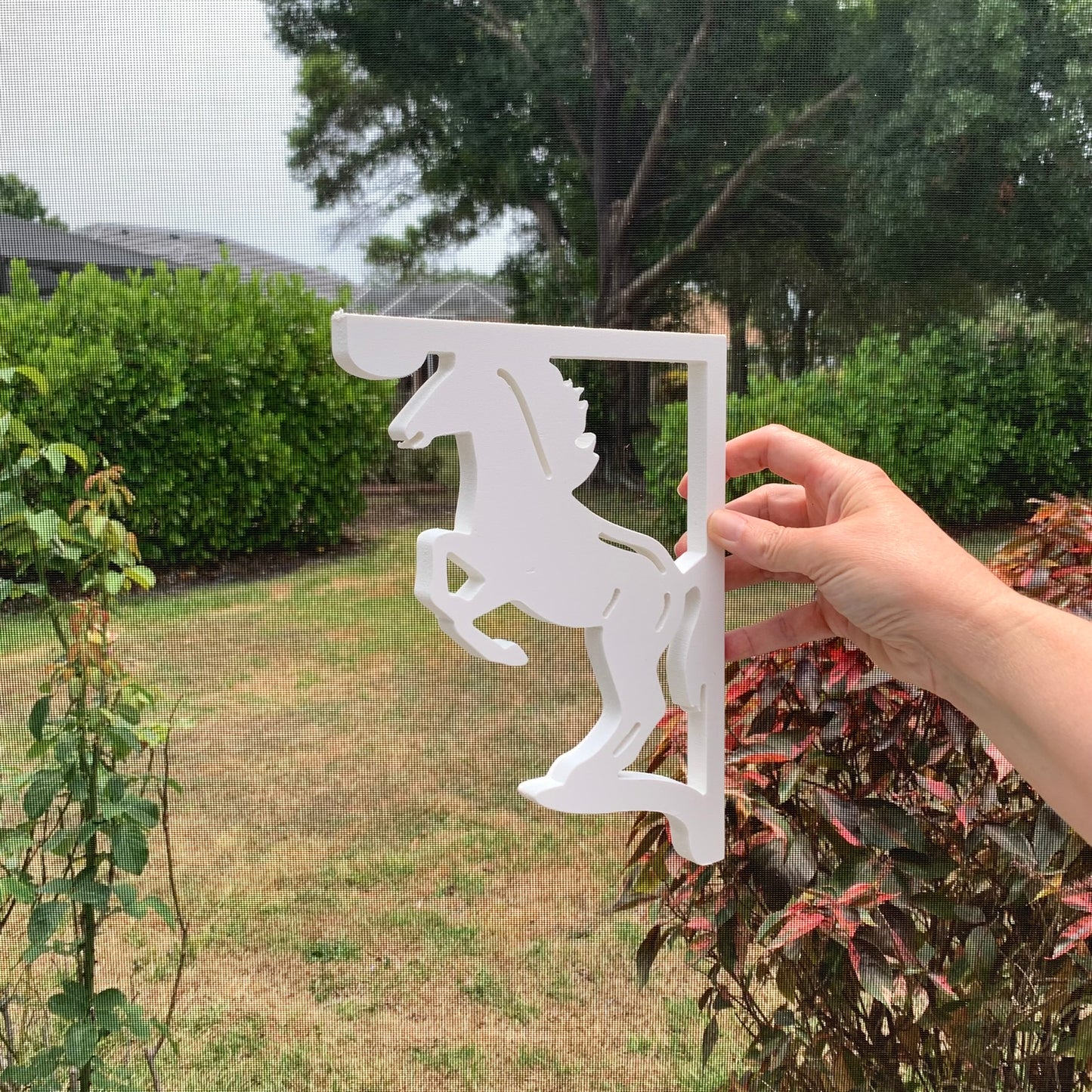 Mailbox Bracket - Horse- Small 7" x 9"