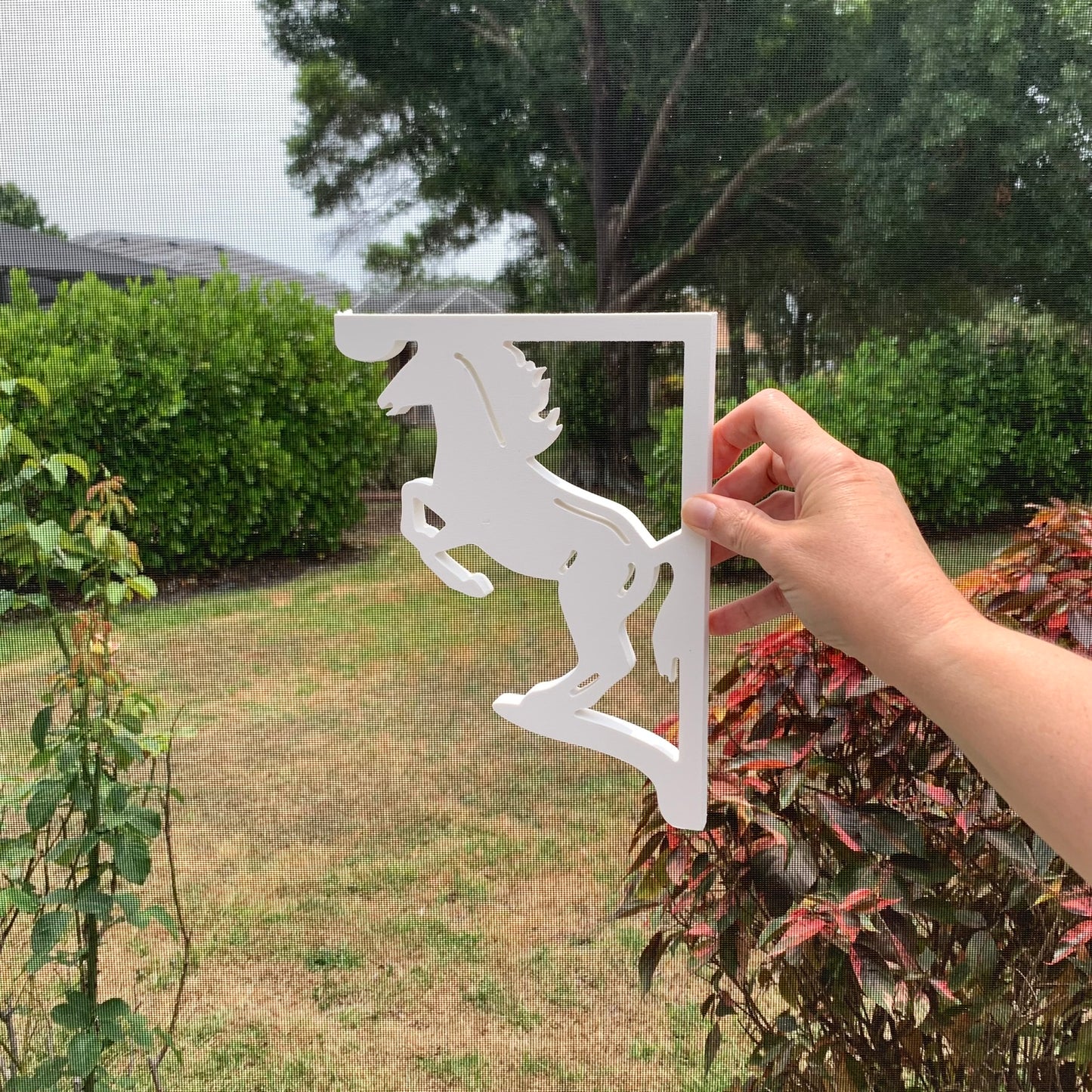 Mailbox Bracket - Horse- Small 7" x 9"