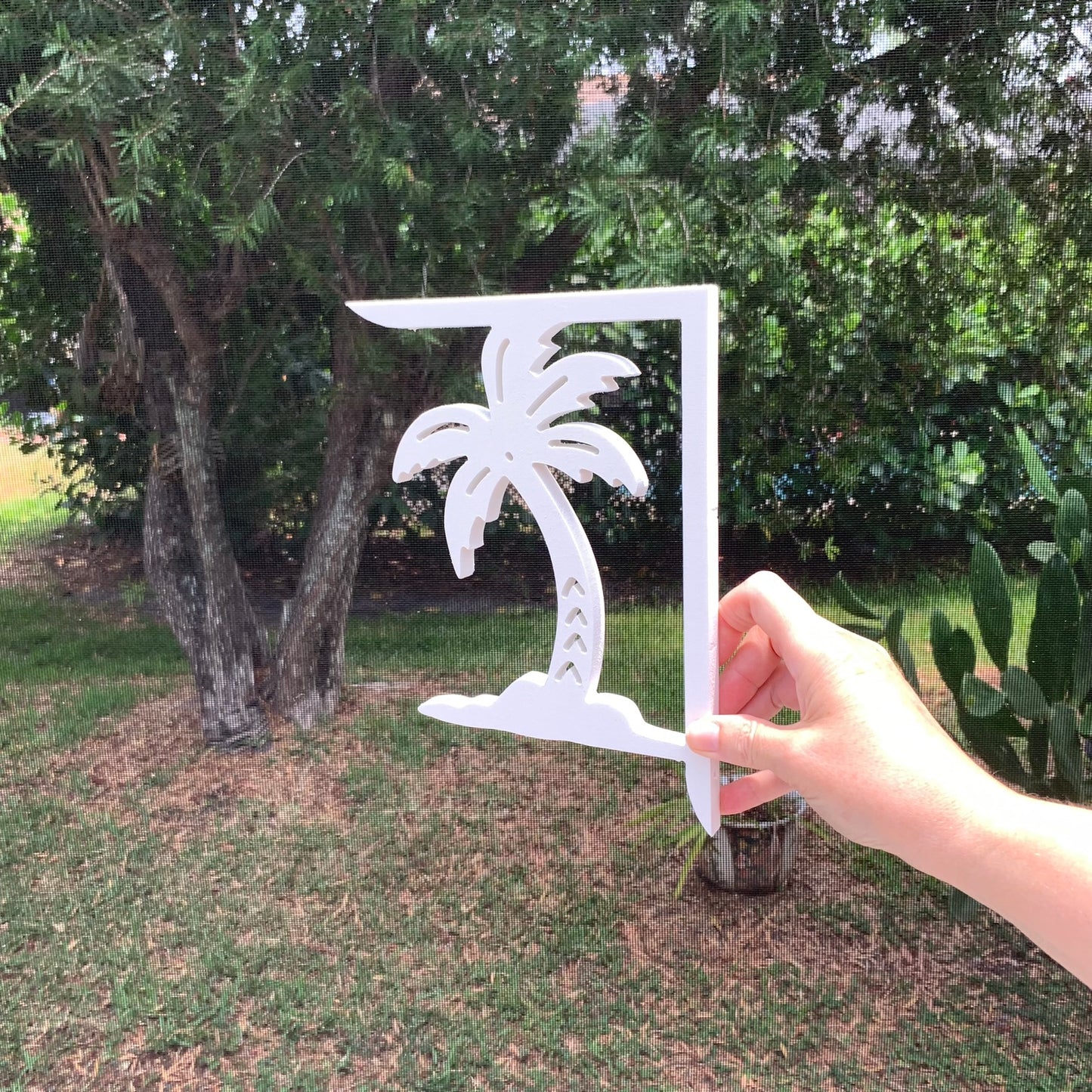 Mailbox Bracket - Palm Tree Island - Small 7" x 9"