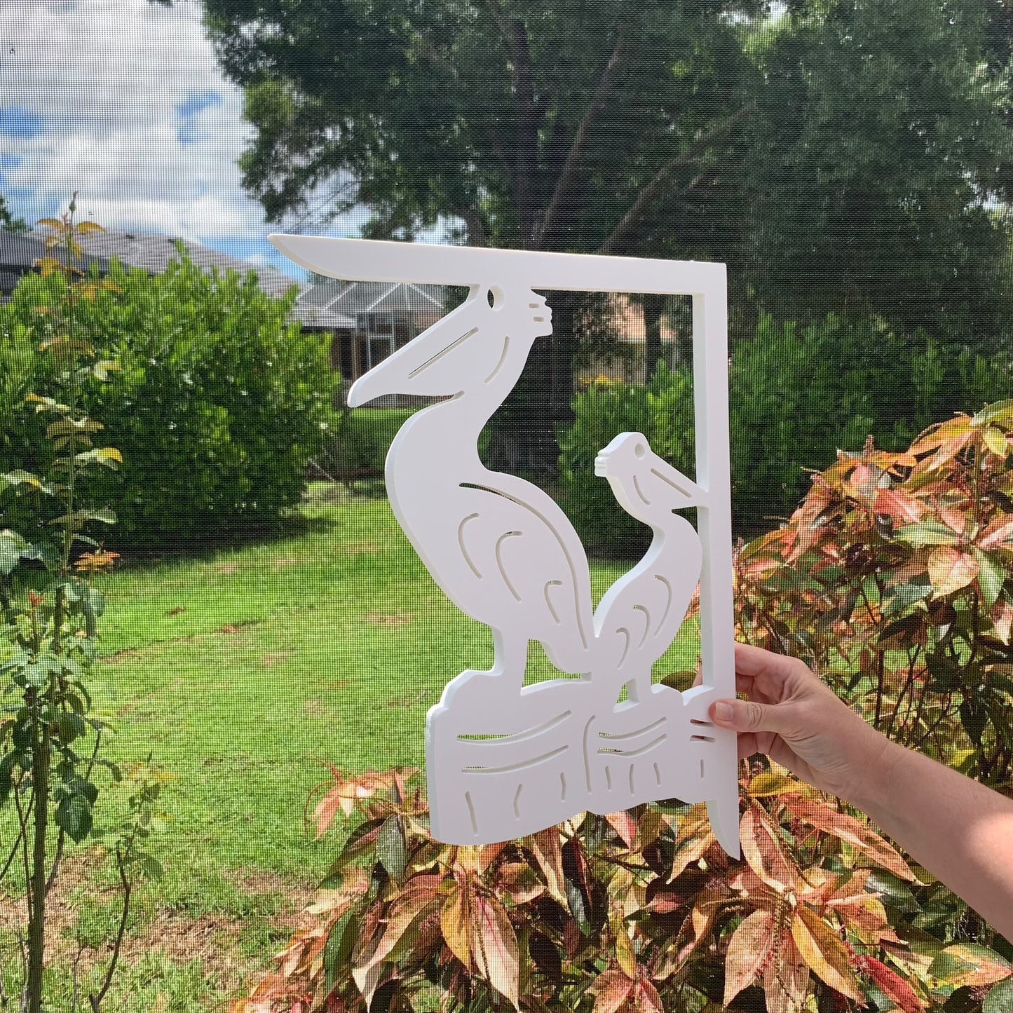 Mailbox Bracket - Pelican with Baby - Medium 12" x 16"