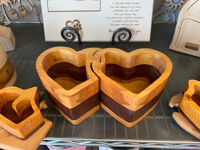 Solid Wooden Box - Double Hearts Interlocking, Jewelry Box, Handcrafted, Custom Box, Personalized Box, Handmade, Box, Engraved, Stash Box