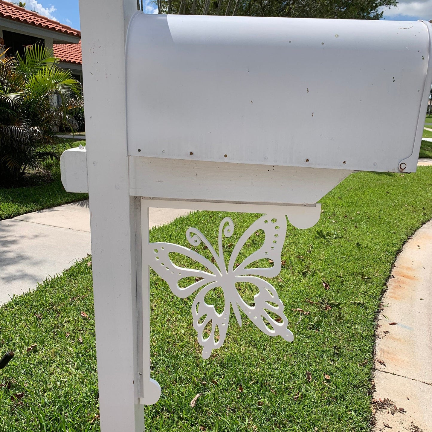 Mailbox Bracket - Butterfly - Large 16" x 21"