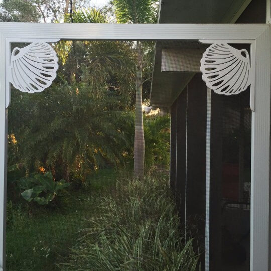 Screen Door Decor - Seashell Small X2, Custom Mailbox, Bracket, Outdoor Decor, 7x9 inch Free Shipping to Mainland USA