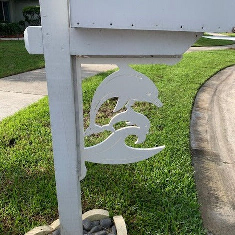 Mailbox Bracket - Dolphin with Baby - Large 16" x 21"