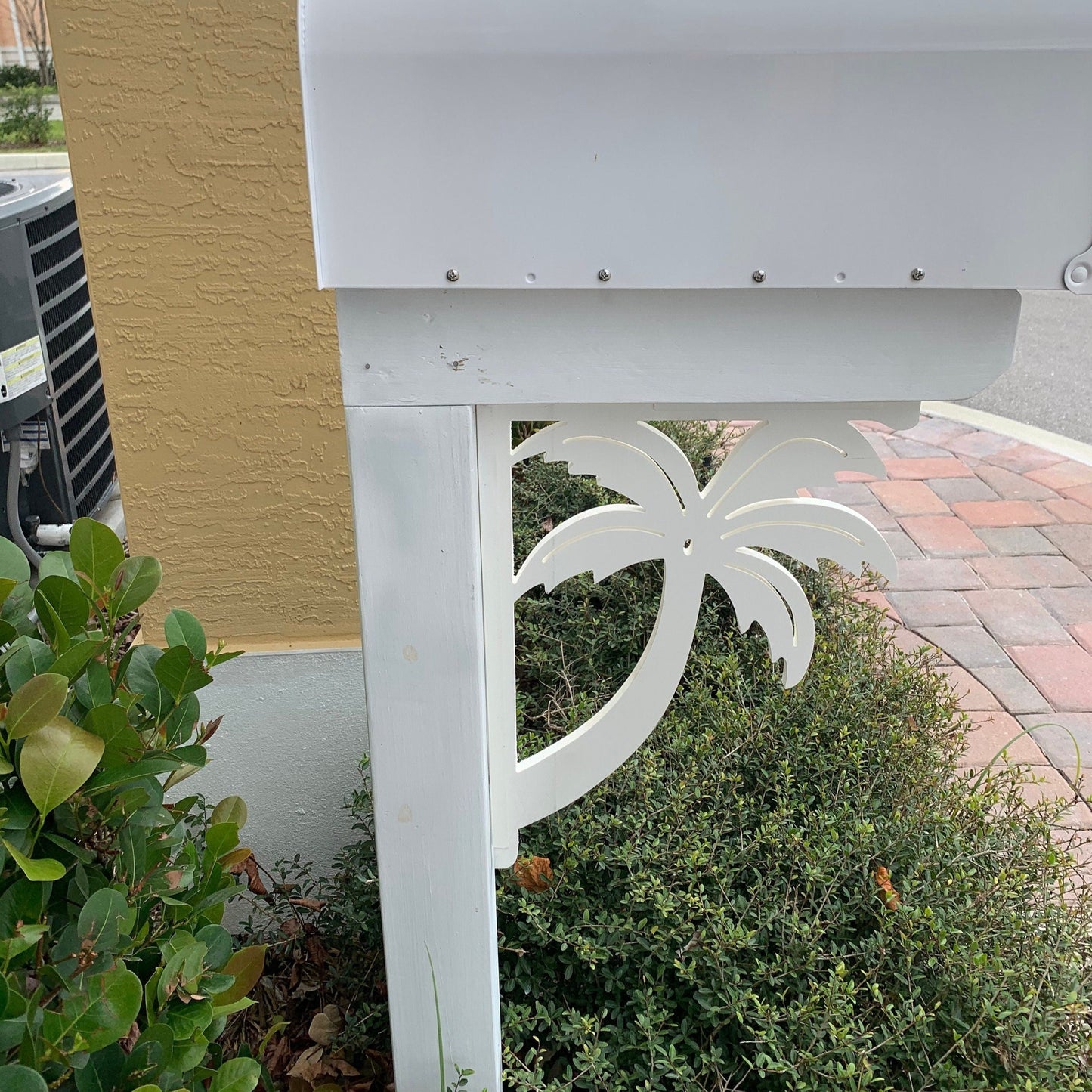 Mailbox Bracket - Palm Tree - Medium 12" x 16"