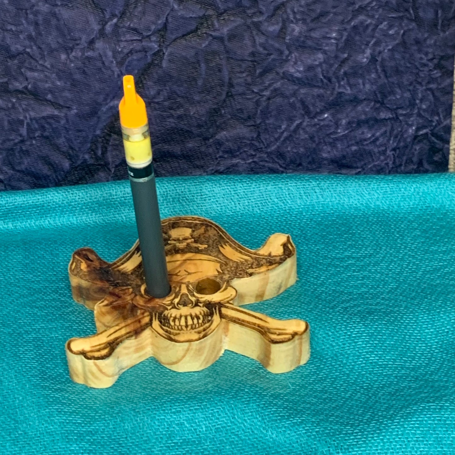 Vape Pen Holder - Pirate Skull & Bones - Solid Wood, Holds 510 Thread Staggwood Vape Pen Holder - Pirate Skull & Bones - Solid Wood, Holds 510 Thread Staggwood