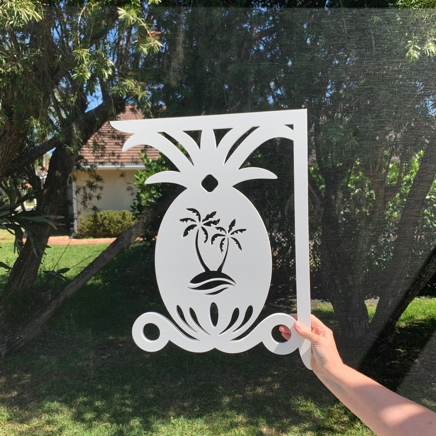 Mailbox Bracket - Pineapple with Palm Tree - Large 16" x21"