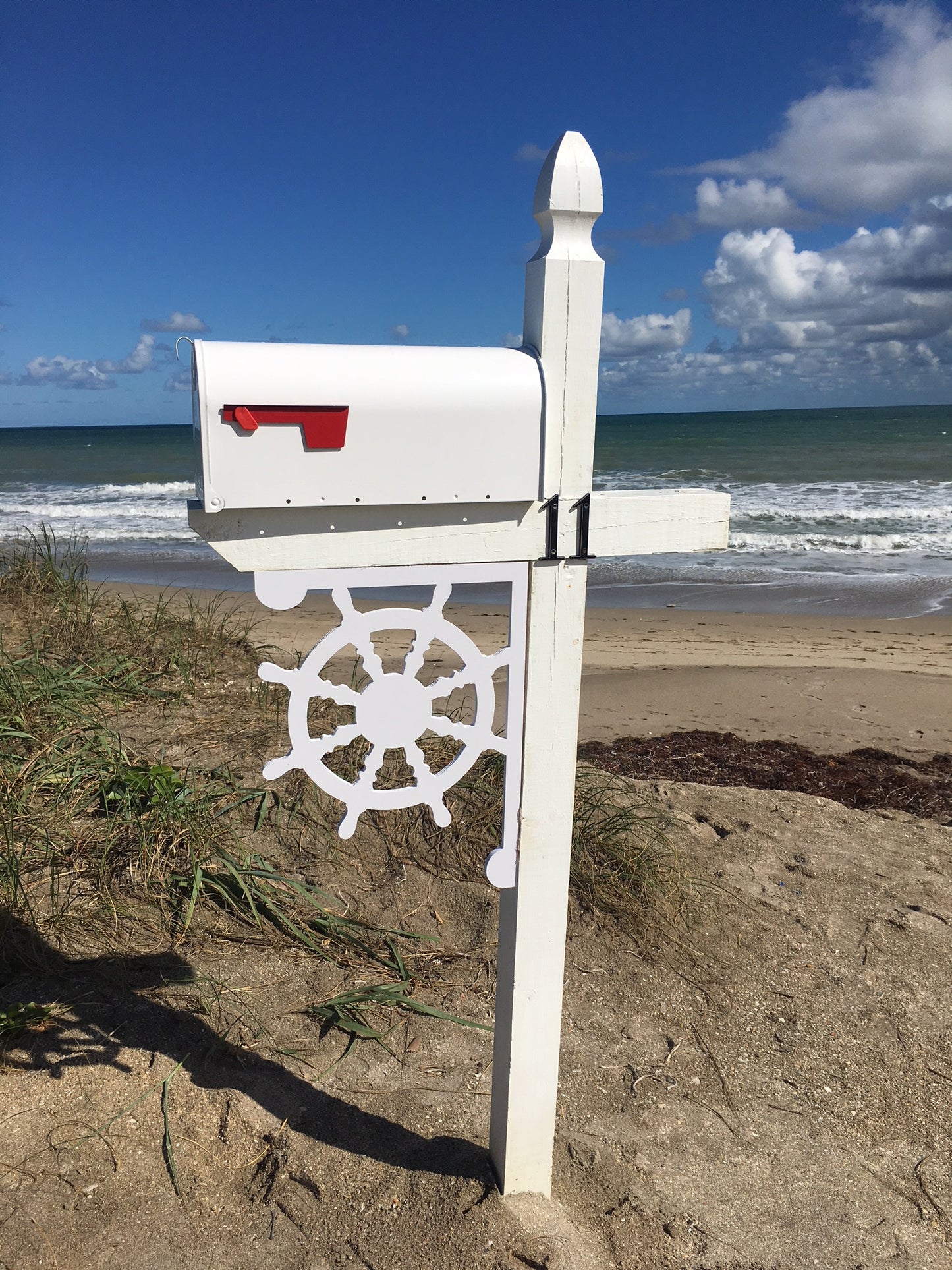 Mailbox Bracket - Ships Wheel - Large 16" x21"