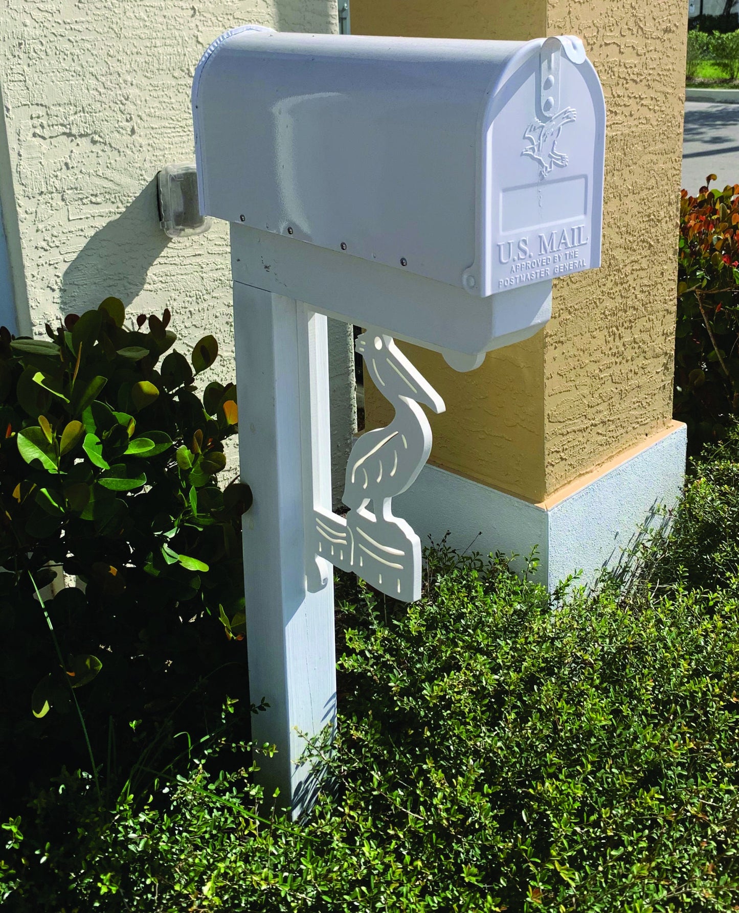 Mailbox Bracket - Pelican Medium 12x16 inch, Custom Mailbox, Coastal, Tropical, Bracket, Outdoor Decor, Mailbox & Post Not Included